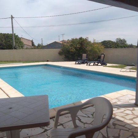Les Hirondelles Apartment Bessan Bagian luar foto