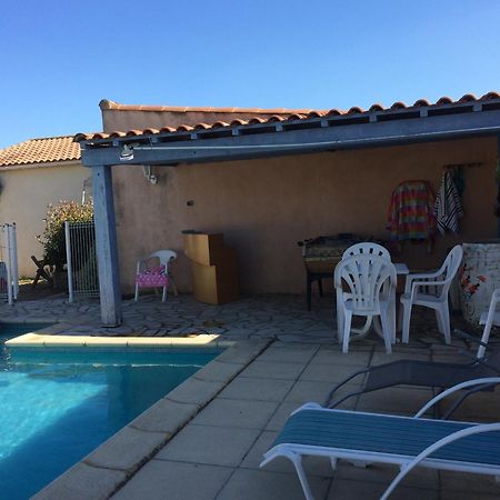 Les Hirondelles Apartment Bessan Bagian luar foto