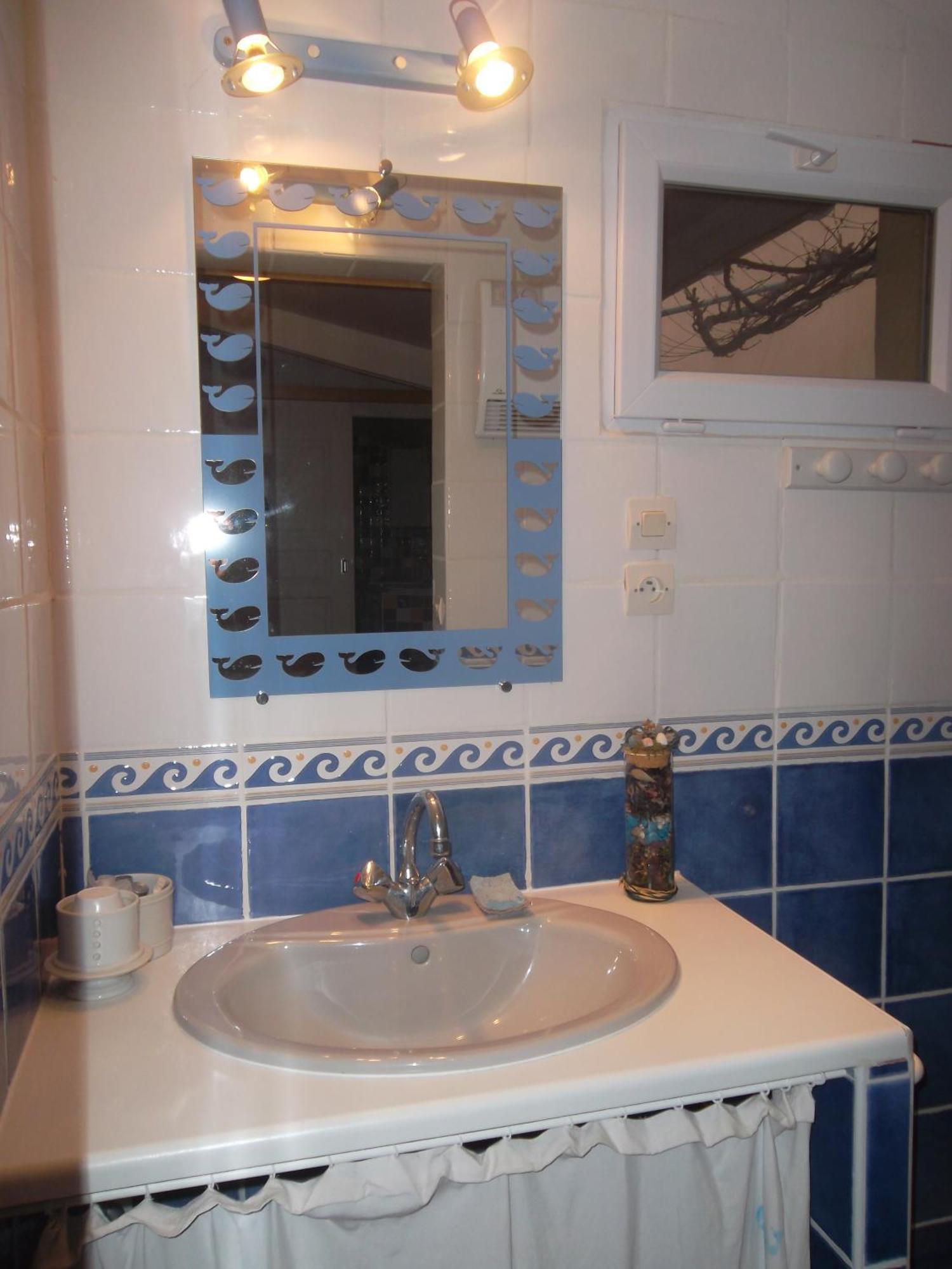 Les Hirondelles Apartment Bessan Bagian luar foto