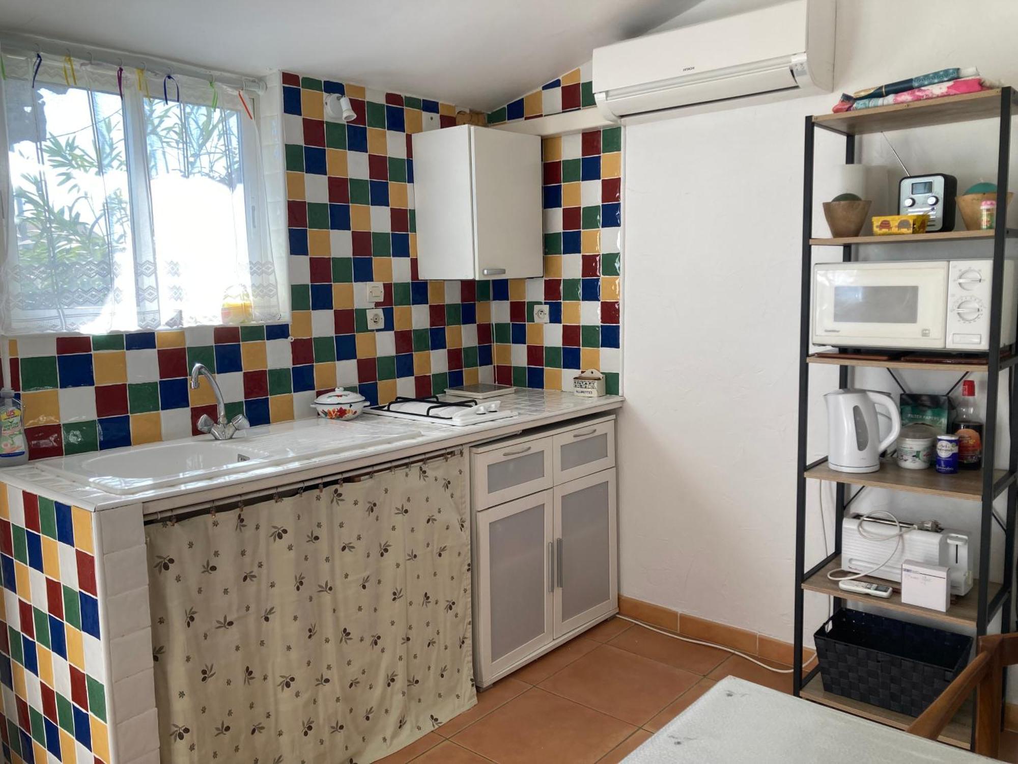 Les Hirondelles Apartment Bessan Bagian luar foto